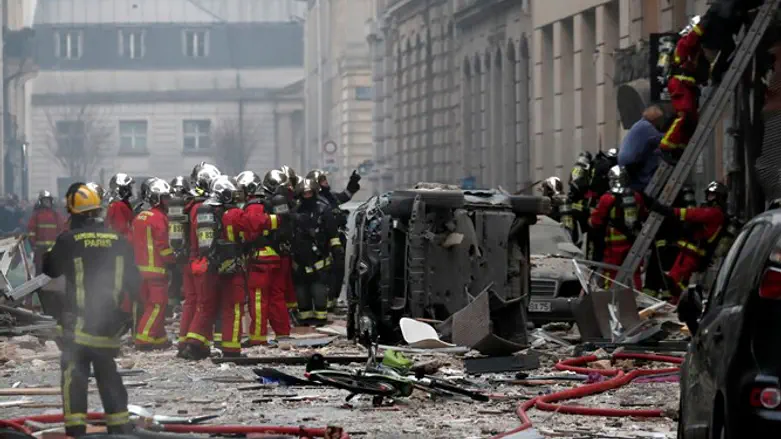 זירת הפיצוץ בפריז