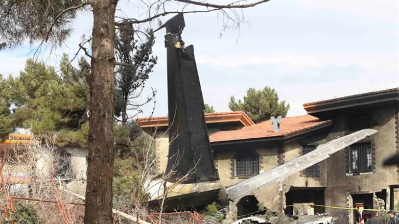 Site of plane crash west of Tehran