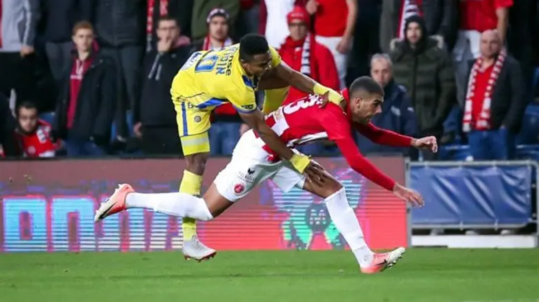 נפרדו בתיקו