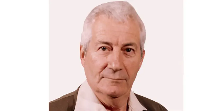 ד"ר מרדכי נאור