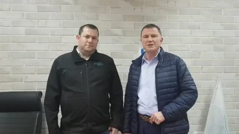 אדלשטיין ודגן