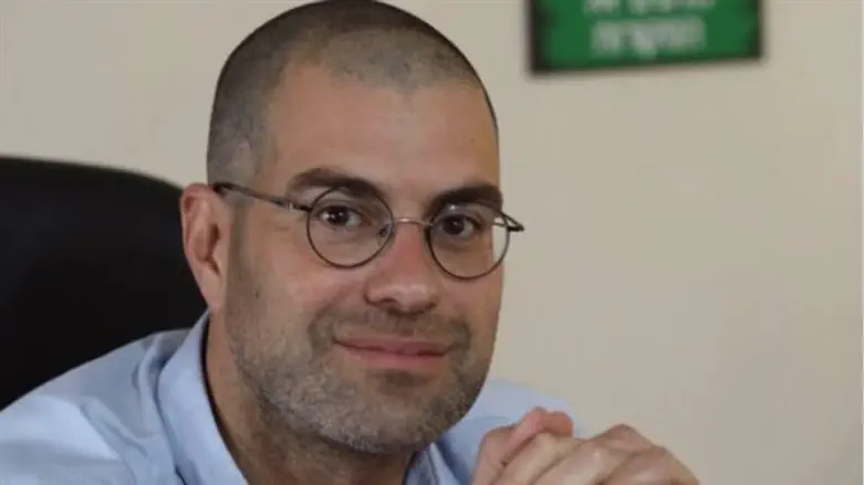 חגי רזניק