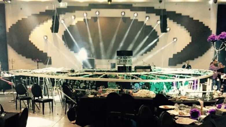 הנברשת שקרסה