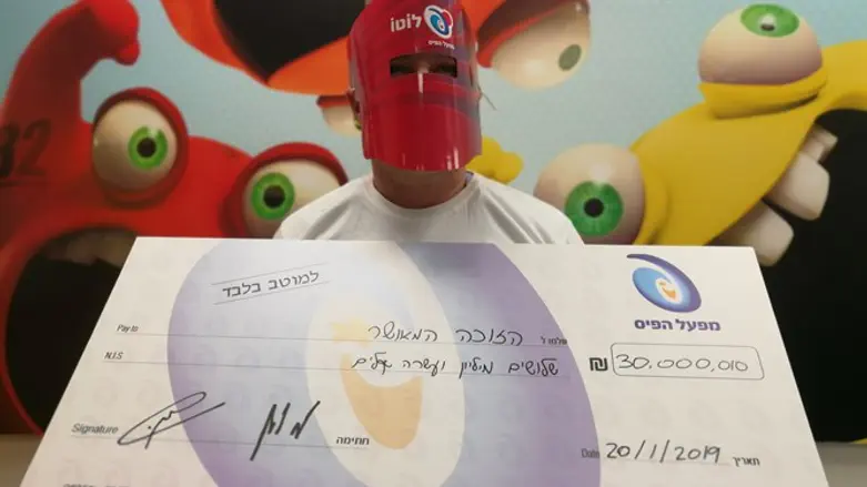 הזוכה בפרס הראשון
