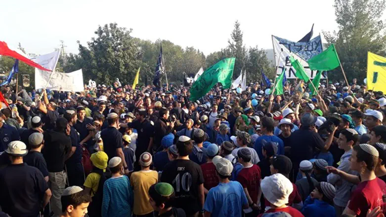 מסע ט"ו בשבט של תנועת אריאל