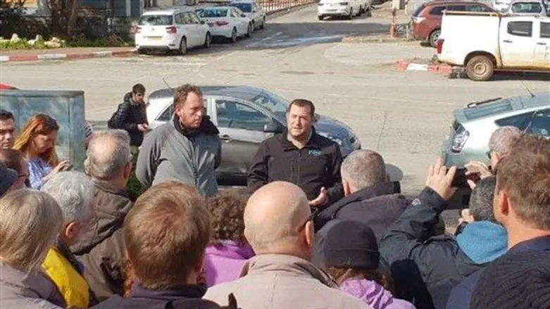 Yossi Dagan meets foreign journalists