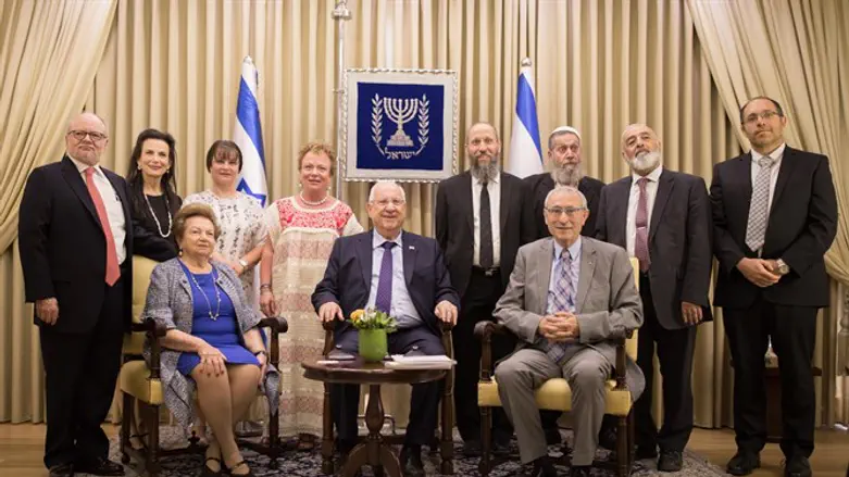 The Katz Family with the 2018 prize winners at President's house