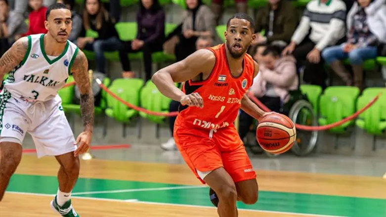 נס ציונה הערב מול בלקן. לא היוותה יריב לרגע