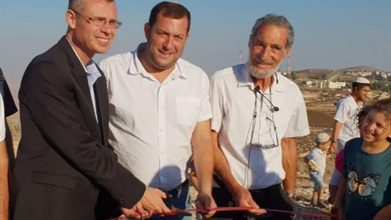 יריב לוין בשומרון