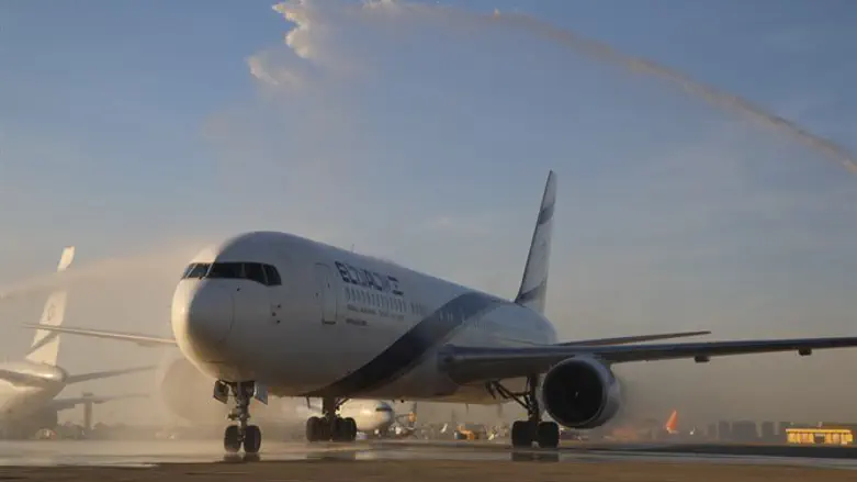 מטוס אל על 767