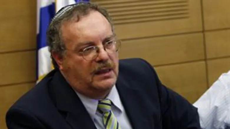 מוזיל ומסבסד. הרשקוביץ