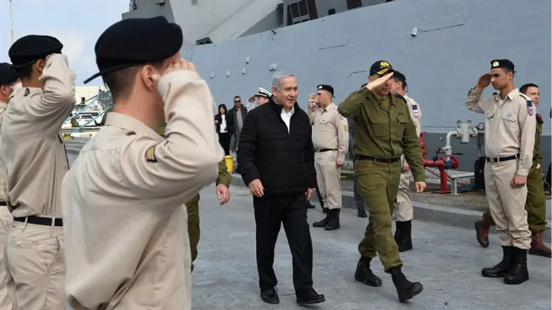 נתניהו בבסיס חיל הים