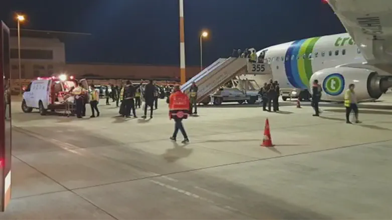 Госпитализация пострадавших во время рейса Лион - Тель-Авив