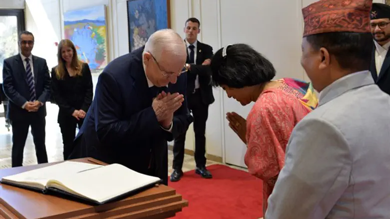 בית הנשיא, הבוקר