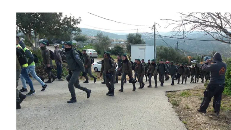 Border Police officers in Zeit Ra’anan
