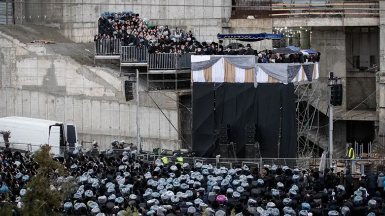 חתונת נכד האדמו"ר מגור. הערב