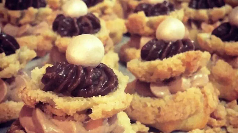 פחזניות קראמבל במילוי נוגט