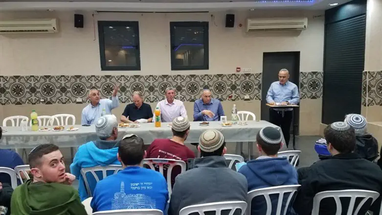 הרב פרץ בבית שאן