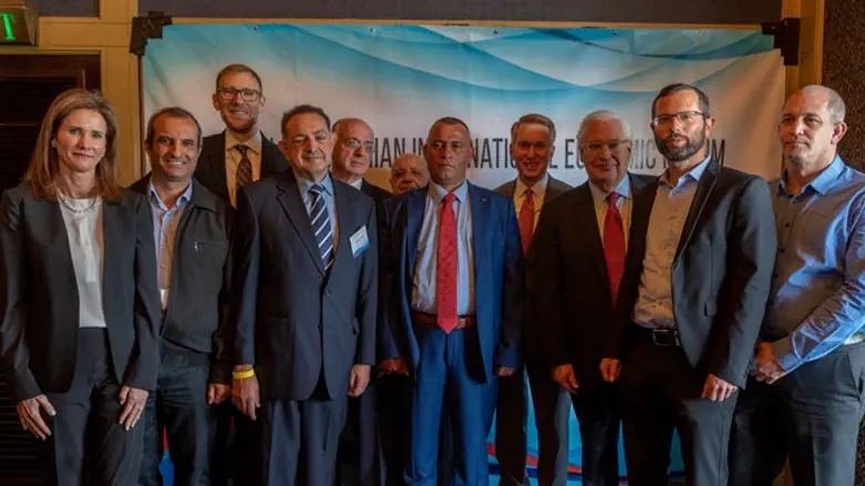 כינוס הפורום