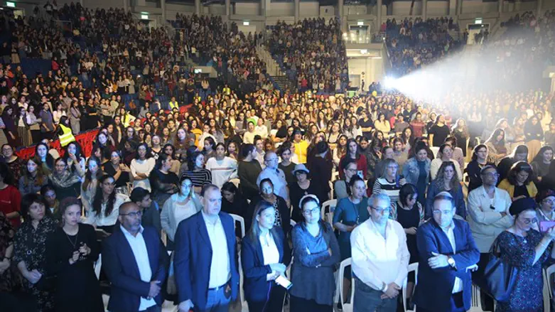 מתנדבות ומועמדות