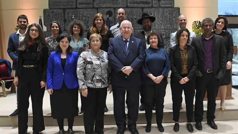 הנשיא והמצטיינים