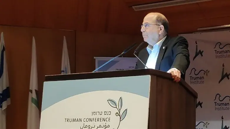 Моше (Буги) Яалон