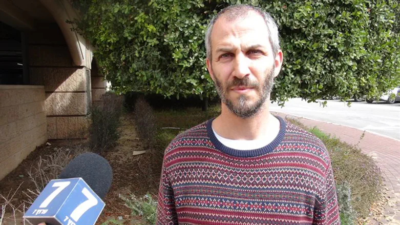 Арнон Сегал