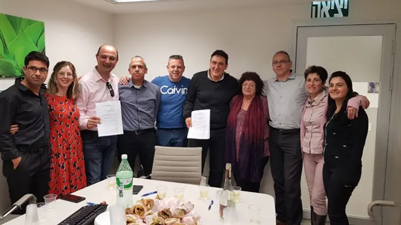 חתימת ההסכם