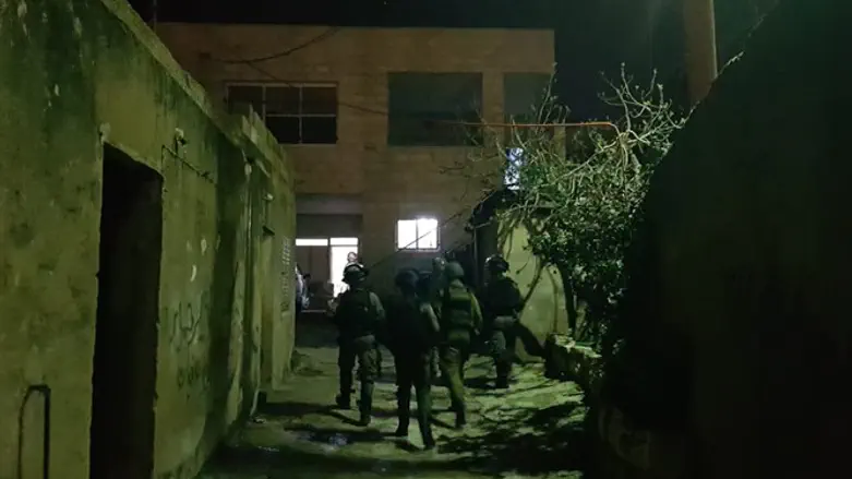 Силы ЦАХАЛ на ночной операции