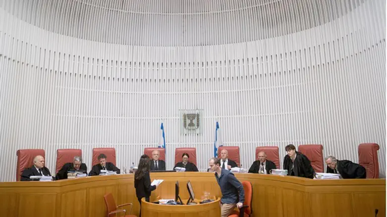 שופטי בג"ץ. ארכיון