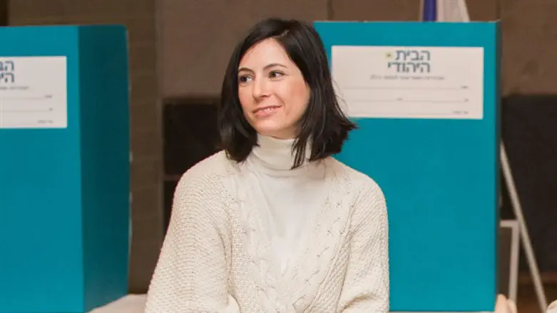 גילת בנט