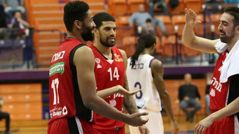 טימור, באטלר ופלדין חוגגים הערב בנהריה