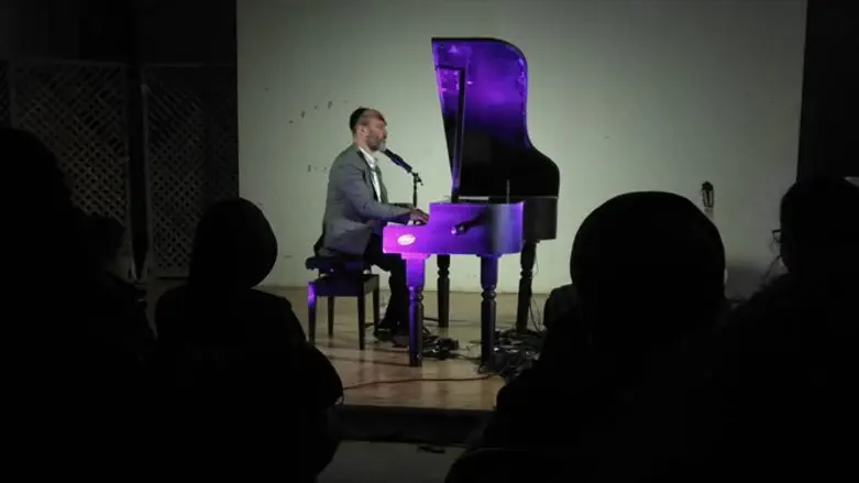 יונתן רזאל בבני שמעון