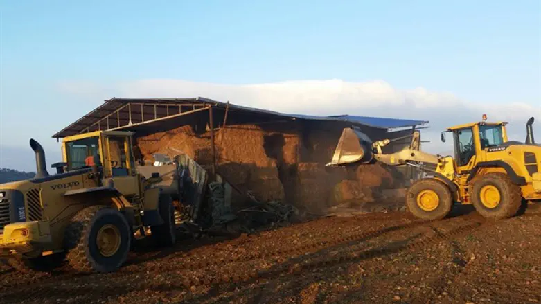 Demolition of illegal Palestinian structure