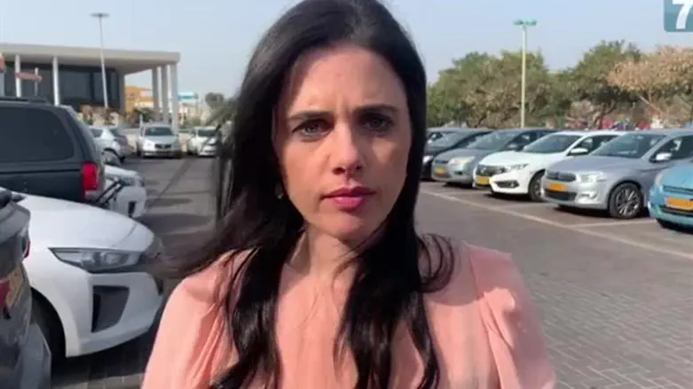 Айелет Шакед