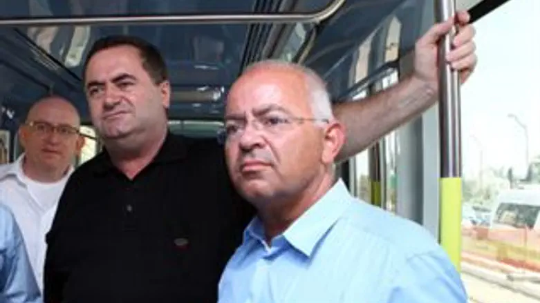 חוזר מהאזרחות. נווה בהשקת הרכבת הקלה