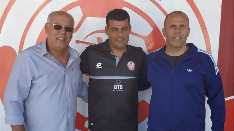 אביטן עם ראשי חדרה לפני חודש