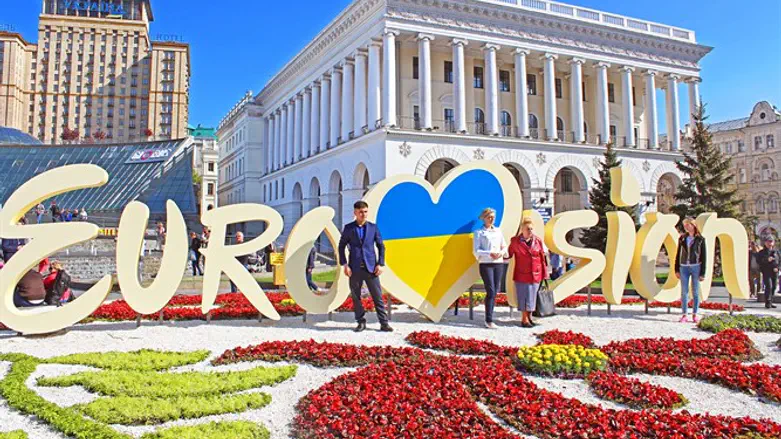 עוד מעט הוא מגיע גם אלינו