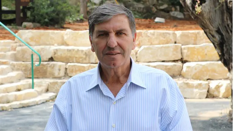 ראיון מיוחד עם דני עטר- לטיפול שמעון