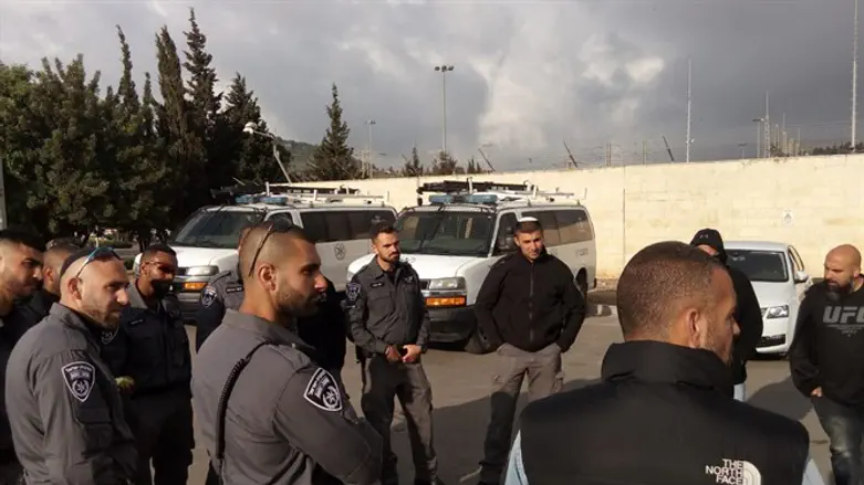 כוח משטרה נערך לפעילות הבוקר