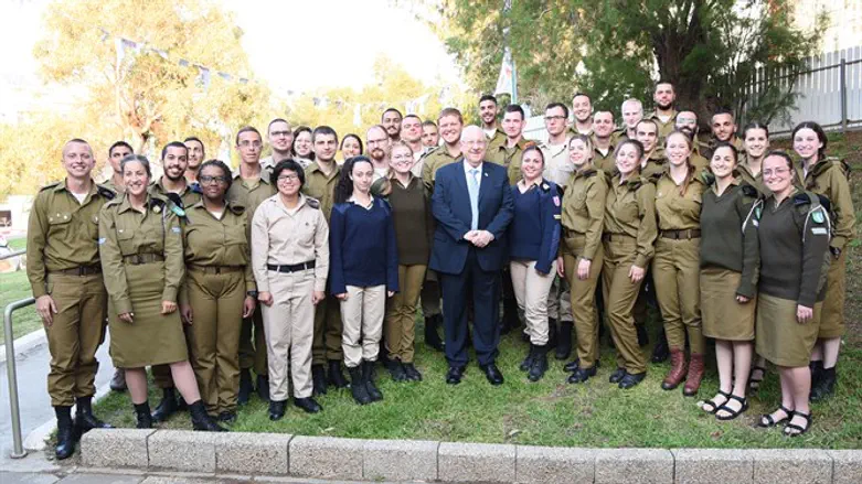 President Rivlin with the lone soldiers just before Passover