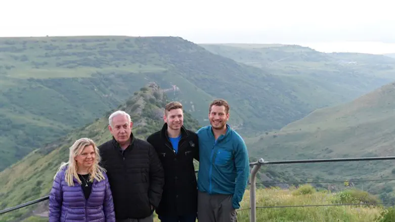 משפחת נתניהו במהלך הטיול