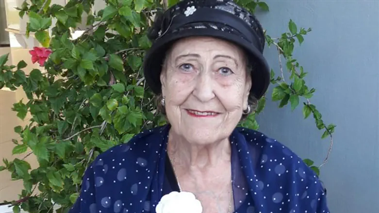 מארי נחמיאס