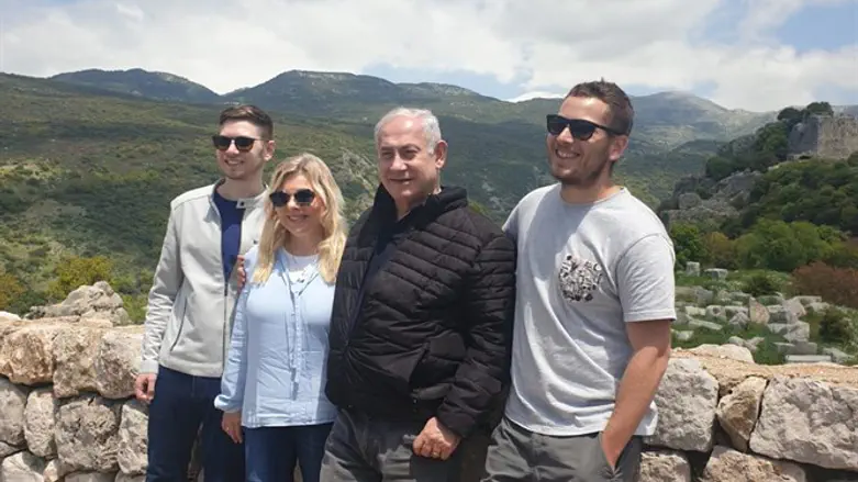 The Netanyahus on a Passover vacation in the Golan.