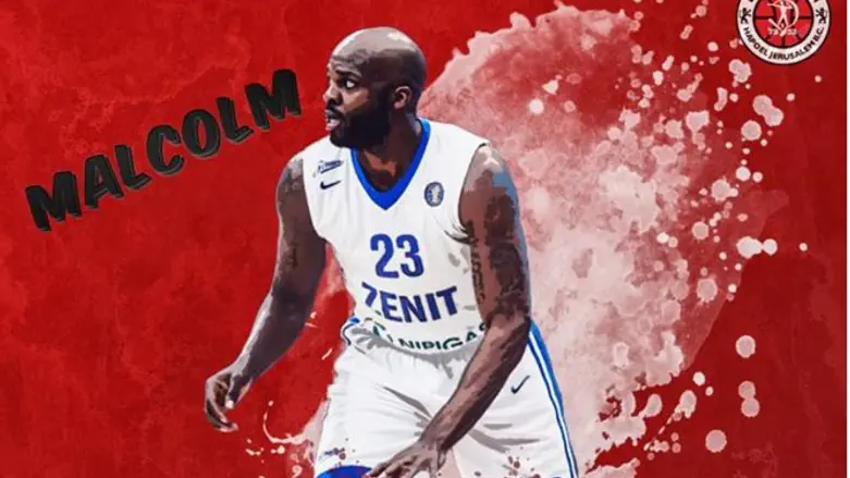 גריפין. חוזר לארנה