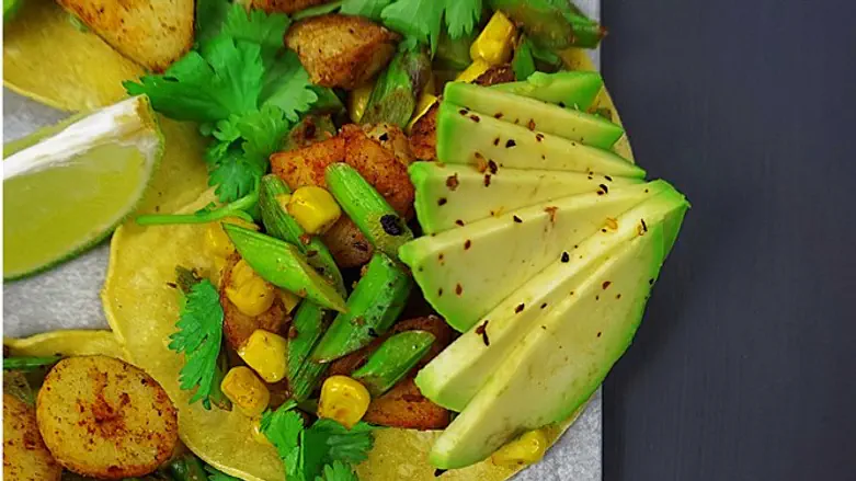 טאקו תפו"א ואספרגוס