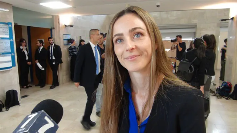 השרה מירב כהן