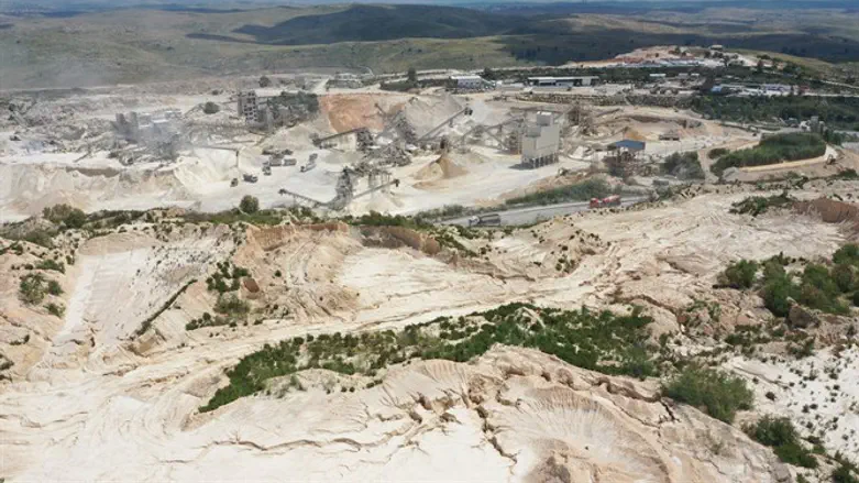 Illegal Modi'im quarry