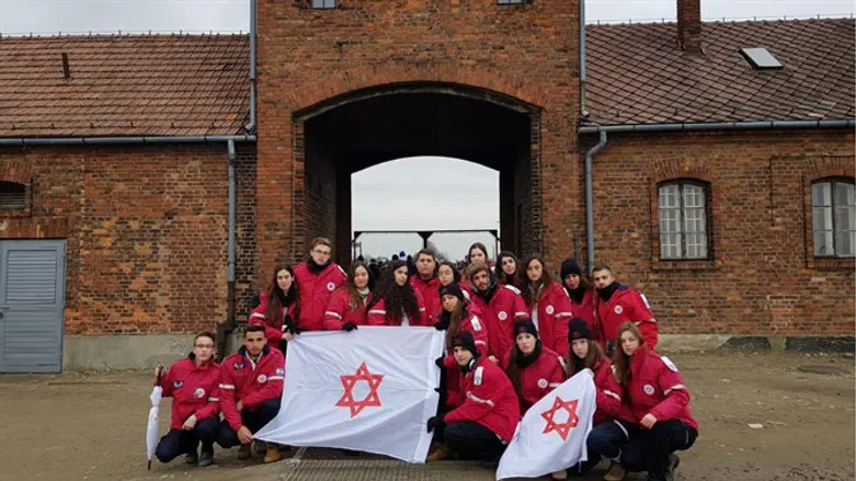 משלחת הנוער לפולין