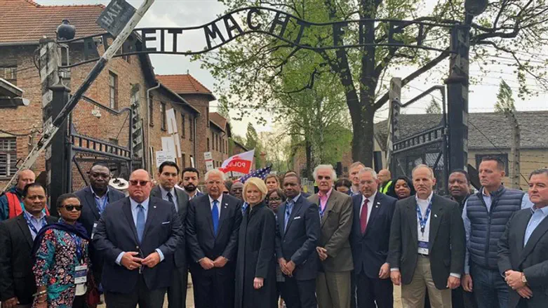 השגריר דנון עם משלחת שגריר האו"ם